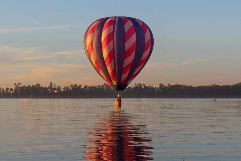  Which Kind Of Day Would Be Best For A Hot Air Balloon Ride