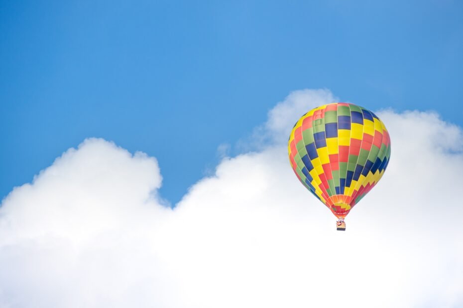 Can Hot Air Balloons Fly In Clouds?